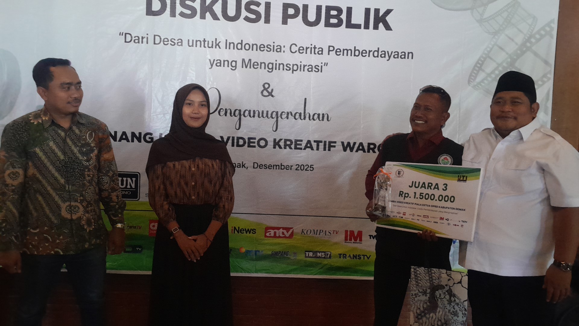 LANGKAH KECIL SEORANG PENCINTA LINGKUNGAN GUGAH MASYARAKAT UNTUK MENGUBAH LIMBAH RUMAH TANGGA